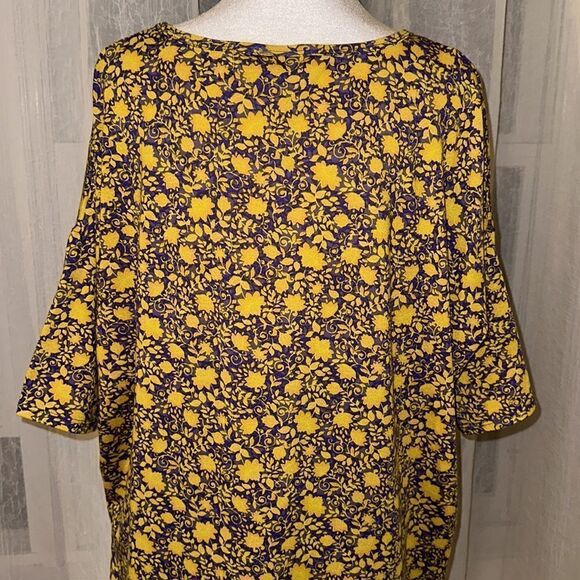 LuLaRoe M Purple Gold Yellow Crewneck Drop Short Sleeve Oversized Irma Top - Picture 6 of 12